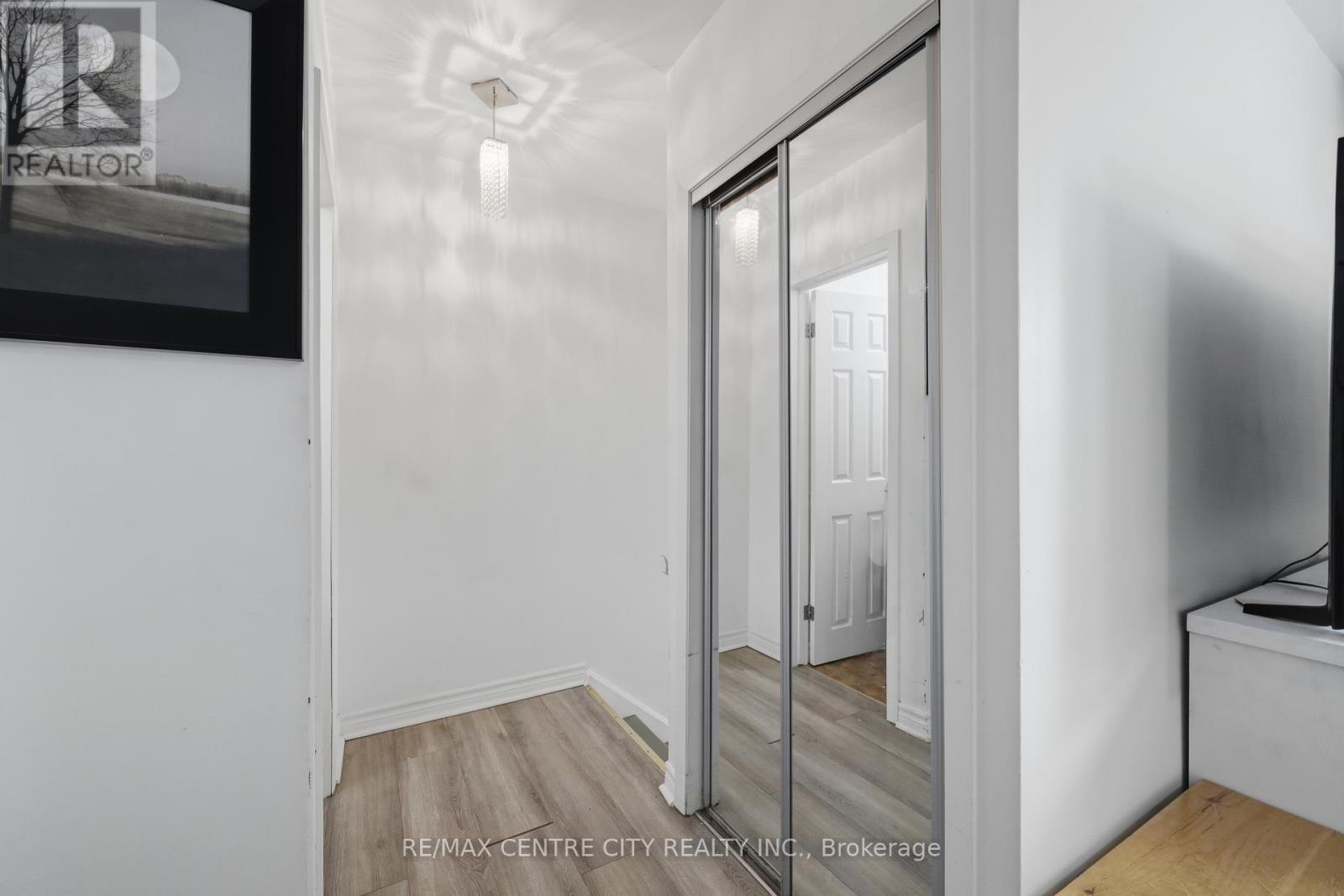 1564 Nairn Avenue, London East (East D), Ontario  N5V 2P2 - Photo 5 - X14123158