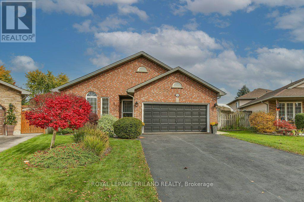 54 Bowcott Crescent, London East, Ontario  N5V 4W8 - Photo 1 - X14123166