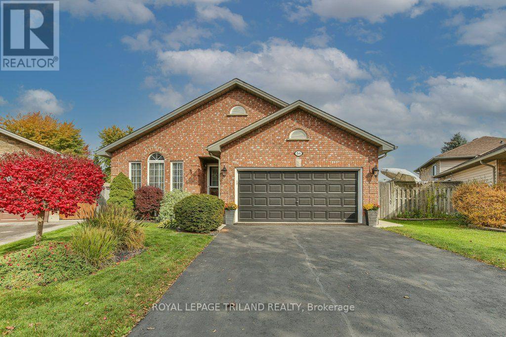54 Bowcott Crescent, London East, Ontario  N5V 4W8 - Photo 2 - X14123166