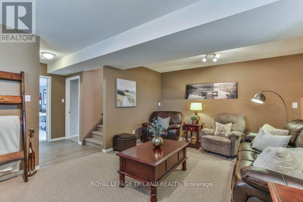 54 Bowcott Crescent, London East, Ontario  N5V 4W8 - Photo 31 - X14123166