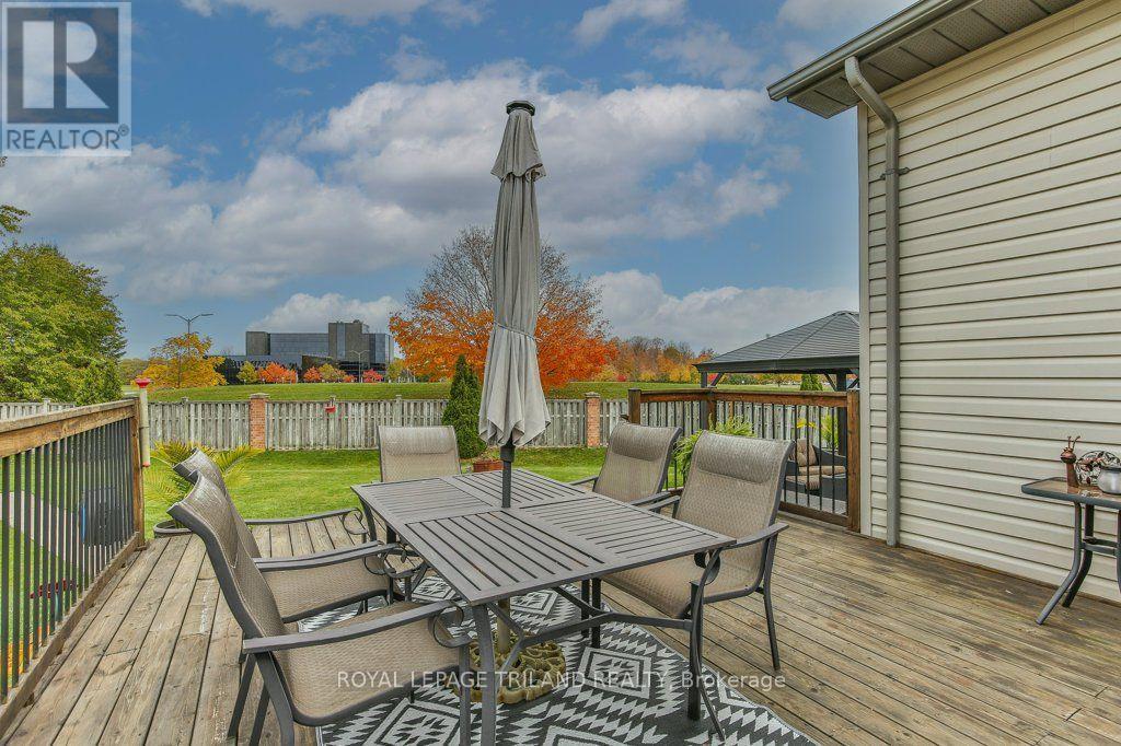 54 Bowcott Crescent, London East, Ontario  N5V 4W8 - Photo 37 - X14123166