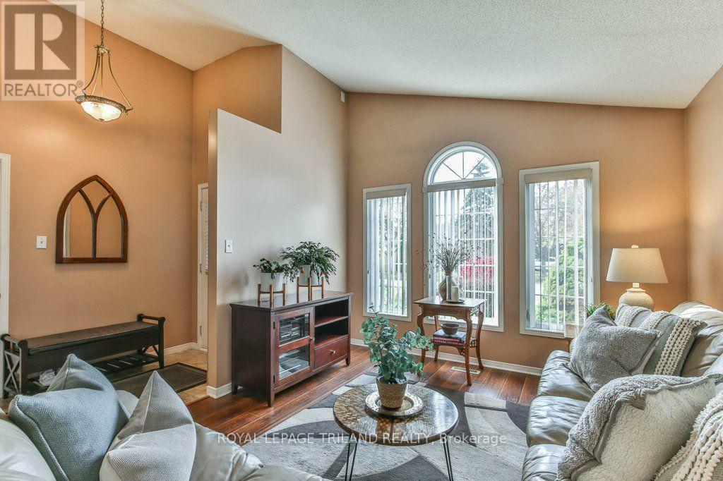 54 Bowcott Crescent, London East, Ontario  N5V 4W8 - Photo 6 - X14123166