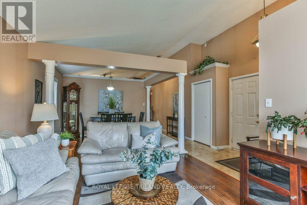 54 Bowcott Crescent, London East, Ontario  N5V 4W8 - Photo 8 - X14123166