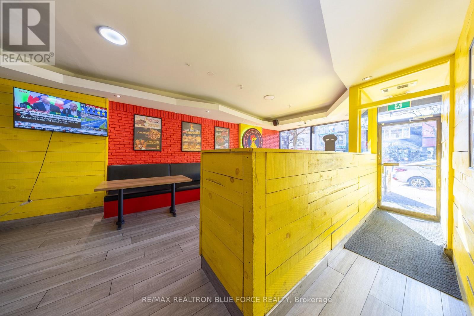 1100 Eglinton Avenue W, Toronto (Forest Hill North), Ontario  M6C 2E2 - Photo 19 - C14123176