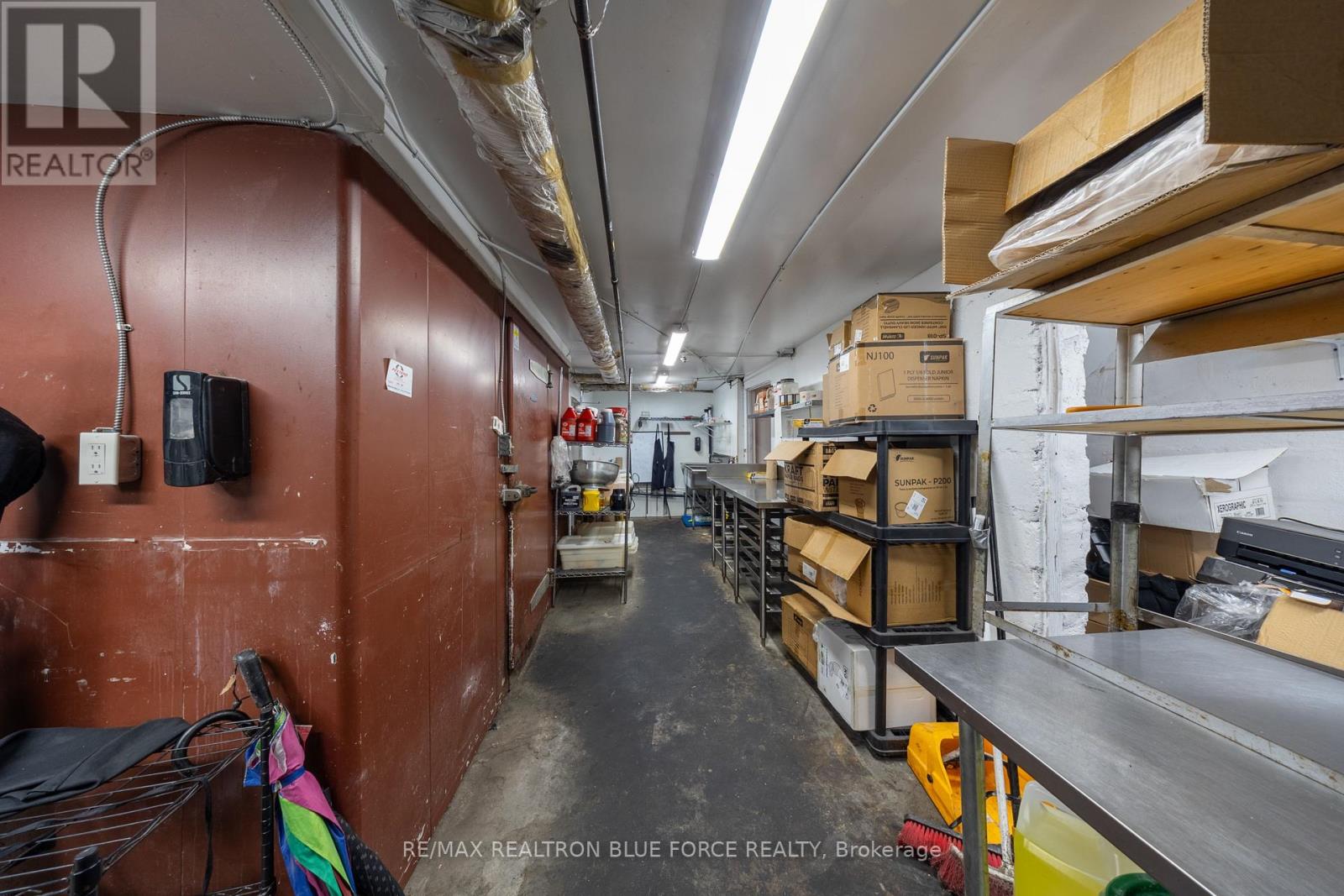 1100 Eglinton Avenue W, Toronto (Forest Hill North), Ontario  M6C 2E2 - Photo 29 - C14123176