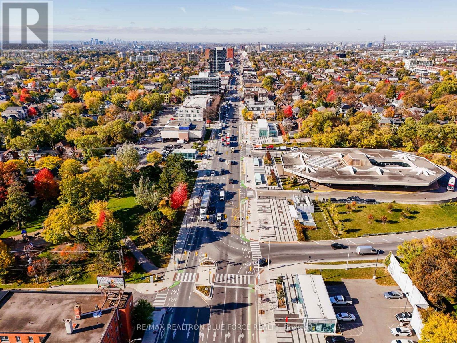 1100 Eglinton Avenue W, Toronto (Forest Hill North), Ontario  M6C 2E2 - Photo 33 - C14123176