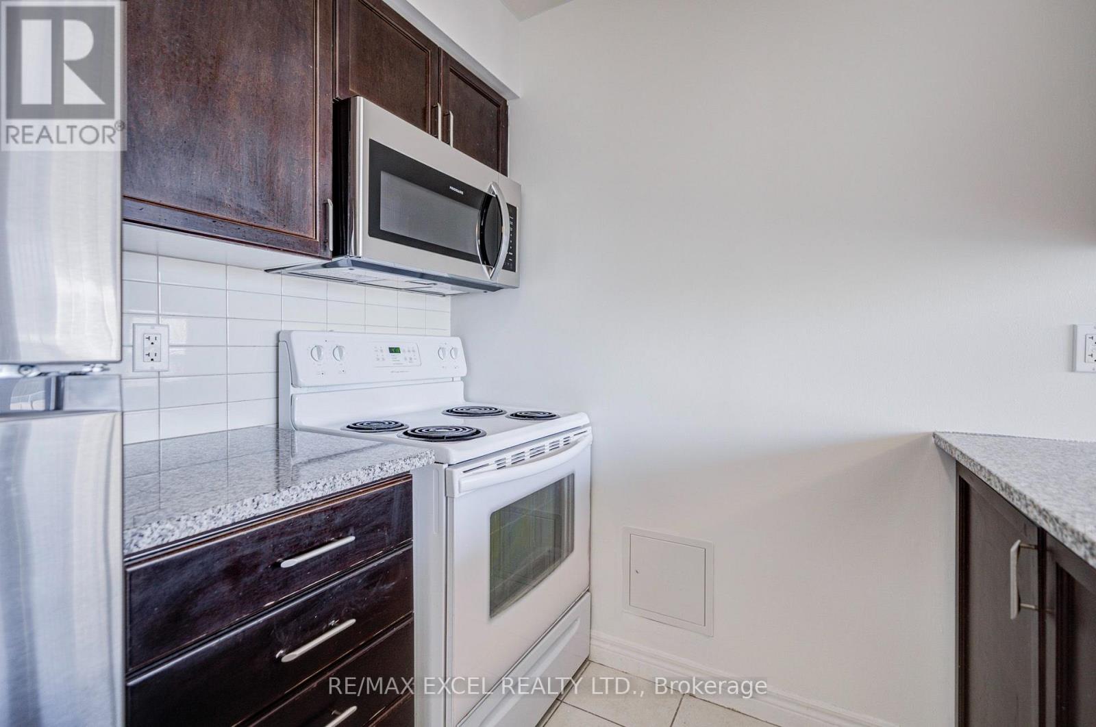 3207 - 70 Town Centre Court, Toronto (Bendale), Ontario  M1P 0B2 - Photo 10 - E14123162