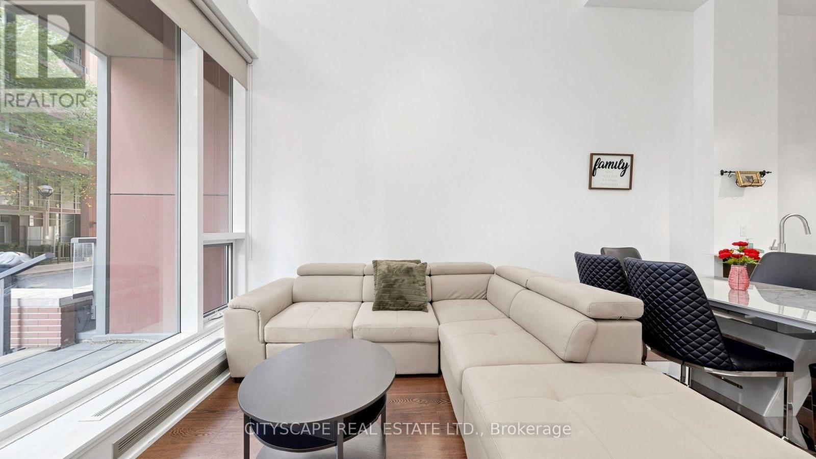 Th03 - 20 Bruyeres Mews, Toronto, Ontario  M5V 0G8 - Photo 30 - C13796142