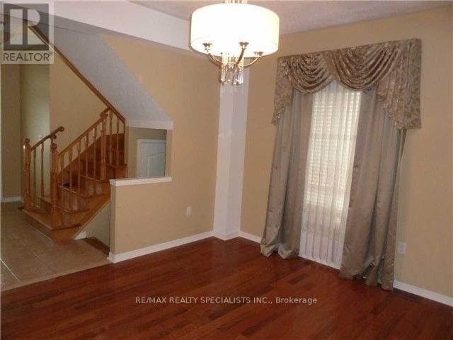 3402 Covent Crescent, Mississauga, Ontario  L5M 7P1 - Photo 3 - W14123190