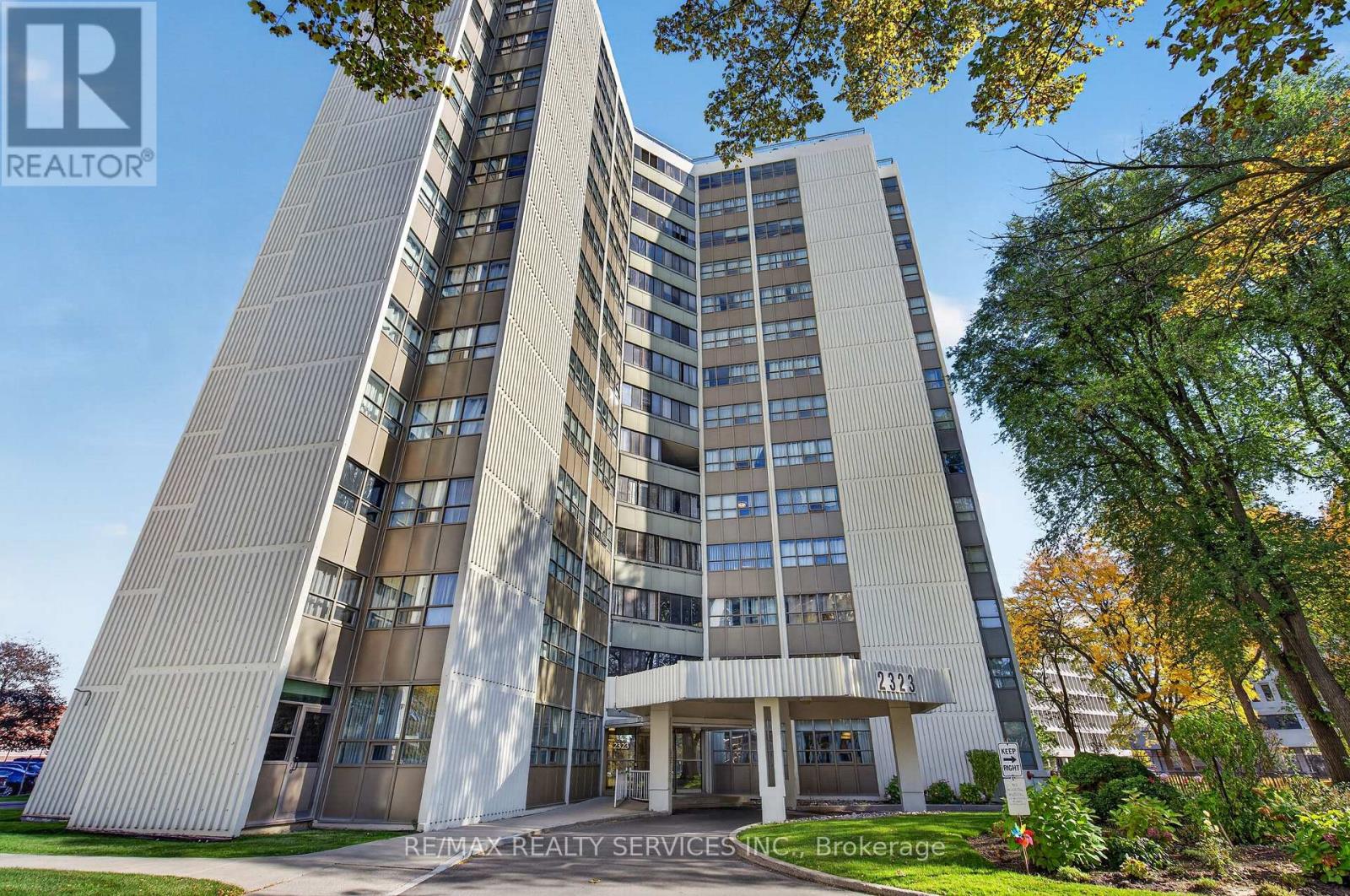 1101 - 2323 Confederation Parkway, Mississauga (Cooksville), Ontario  L5B 1R6 - Photo 38 - W14123228