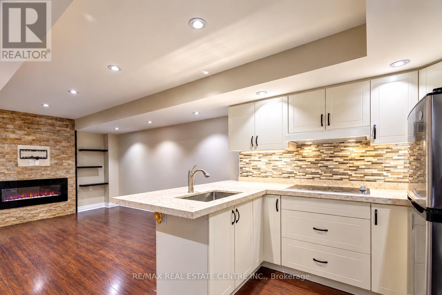 (Lower) - 6393 Seaver Road, Mississauga, Ontario  L5V 2J2 - Photo 16 - W14114982
