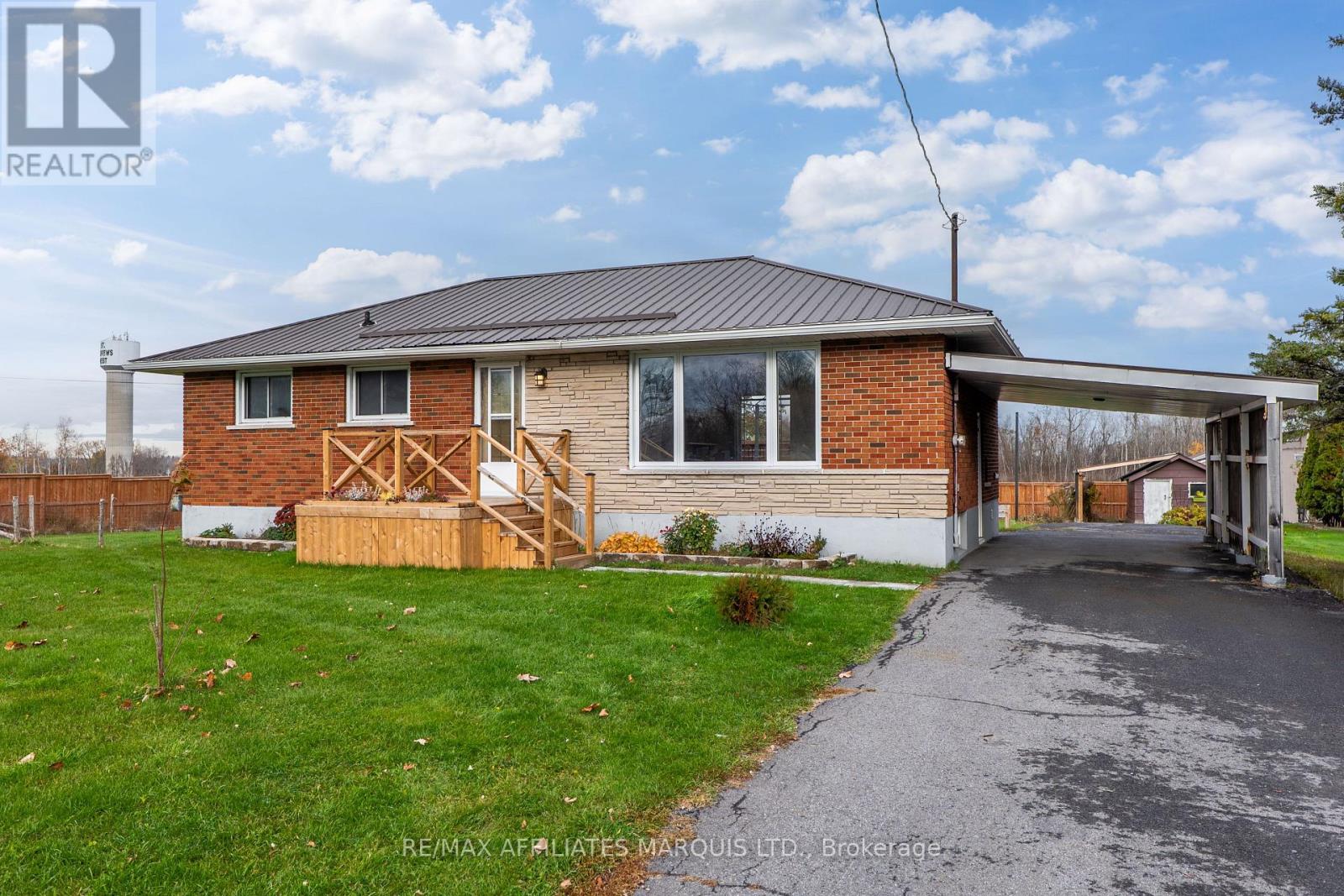 5245 Highway 138 Highway, South Stormont, Ontario  K0C 1P0 - Photo 2 - X14123260