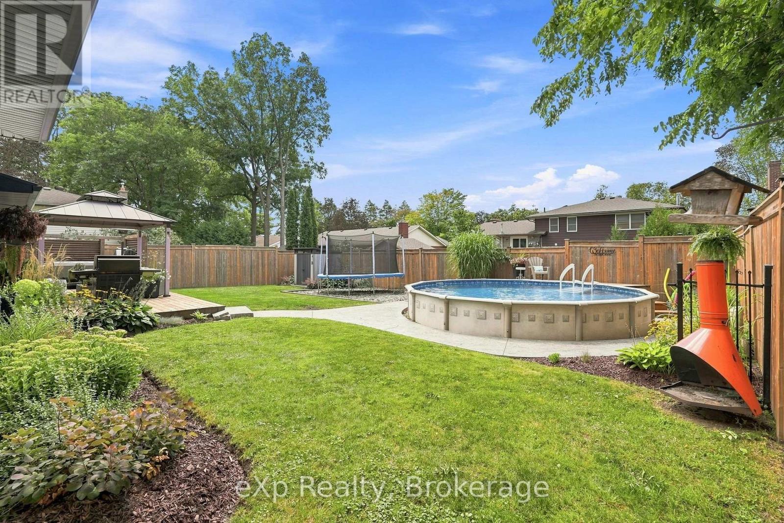541 Oakview Crescent, Wellington North (Mount Forest), Ontario  N0G 2L2 - Photo 35 - X14123252