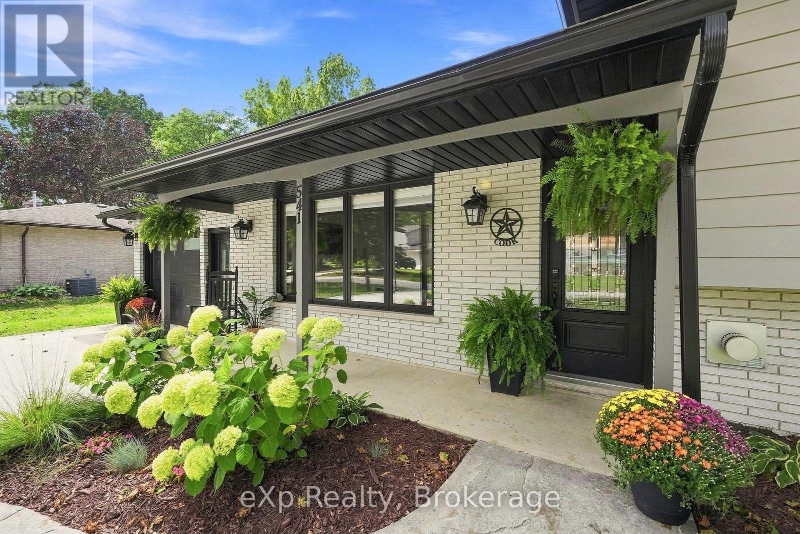 541 Oakview Crescent, Wellington North (Mount Forest), Ontario  N0G 2L2 - Photo 5 - X14123252