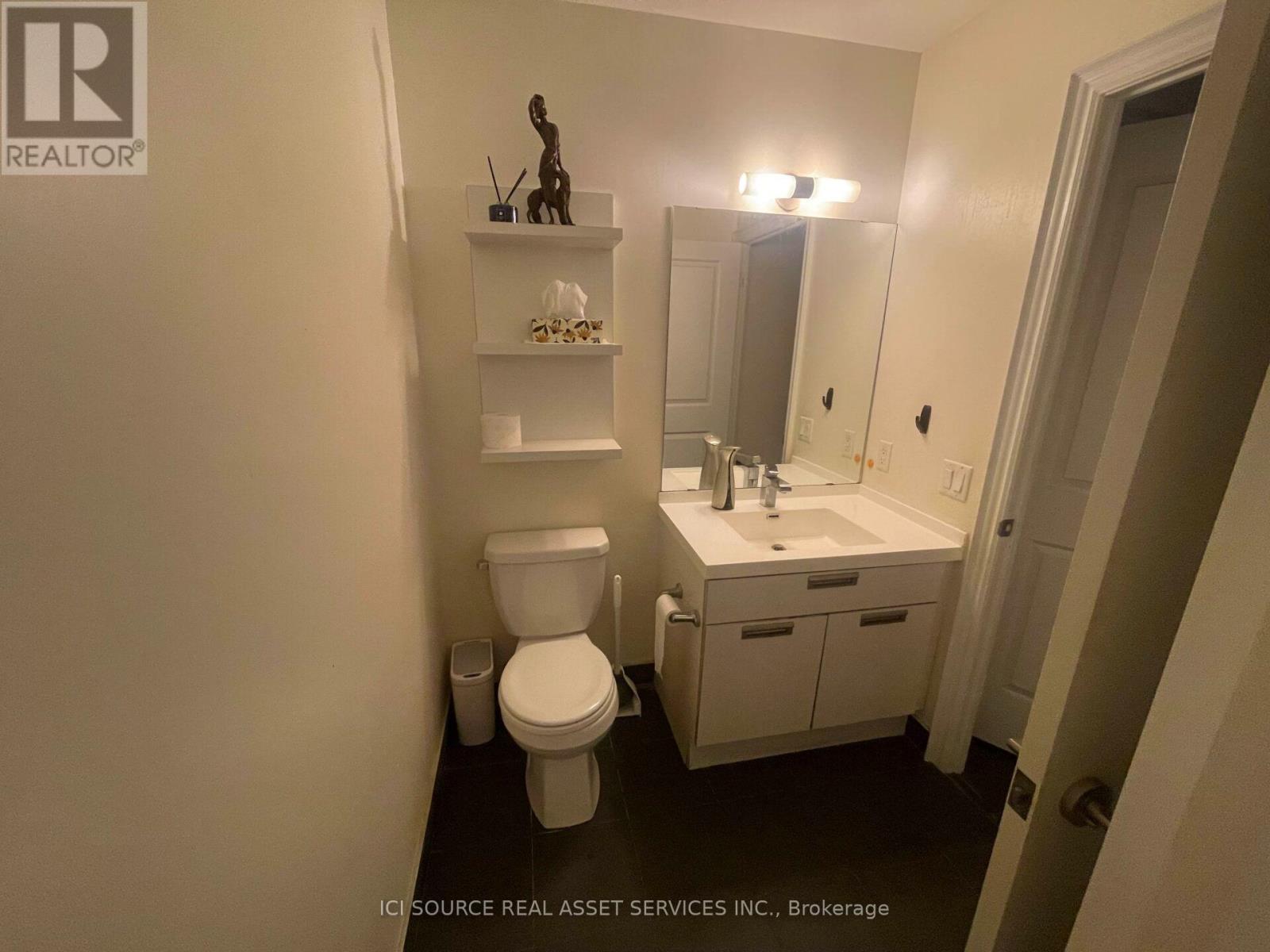 3906 - 28 Ted Rogers Way, Toronto, Ontario  M4Y 2J4 - Photo 9 - C14123264