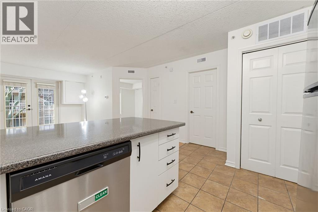 4025 Kilmer Drive Unit# 203, Burlington, Ontario  L7M 4M5 - Photo 11 - 40873231
