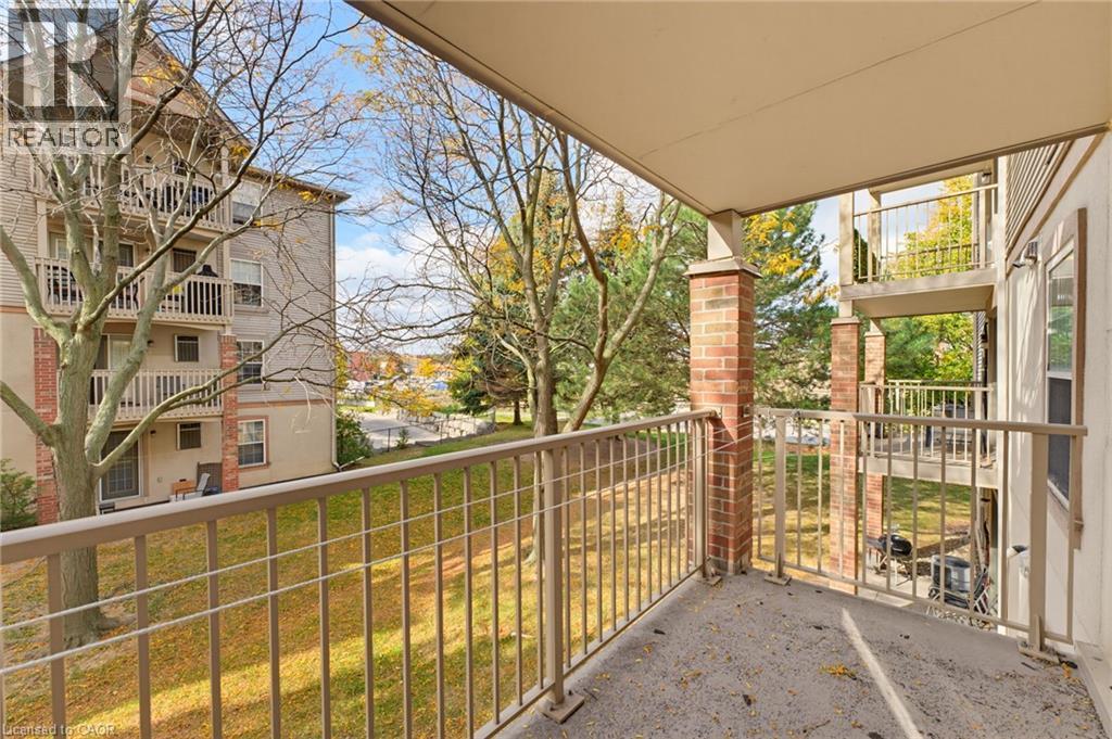4025 Kilmer Drive Unit# 203, Burlington, Ontario  L7M 4M5 - Photo 2 - 40873231