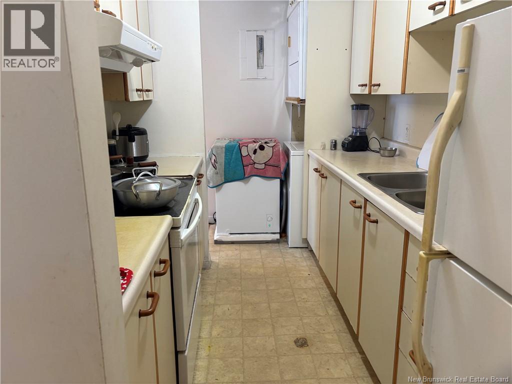 67 Beechwood Avenue, Moncton, New Brunswick  E1A 5P7 - Photo 4 - NB150107