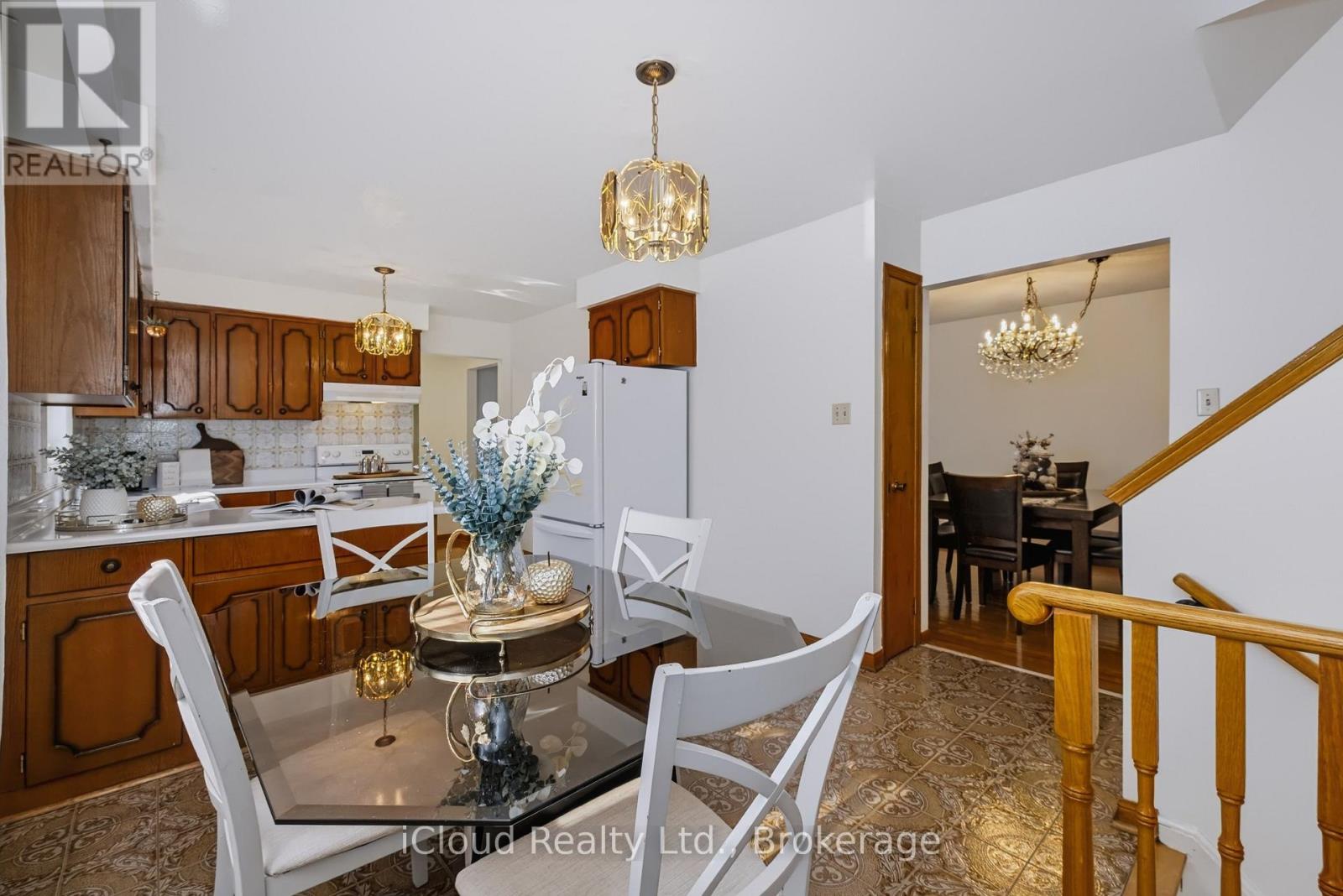 24 Radford Drive, Brampton, Ontario  L6V 2Y9 - Photo 11 - W14123282