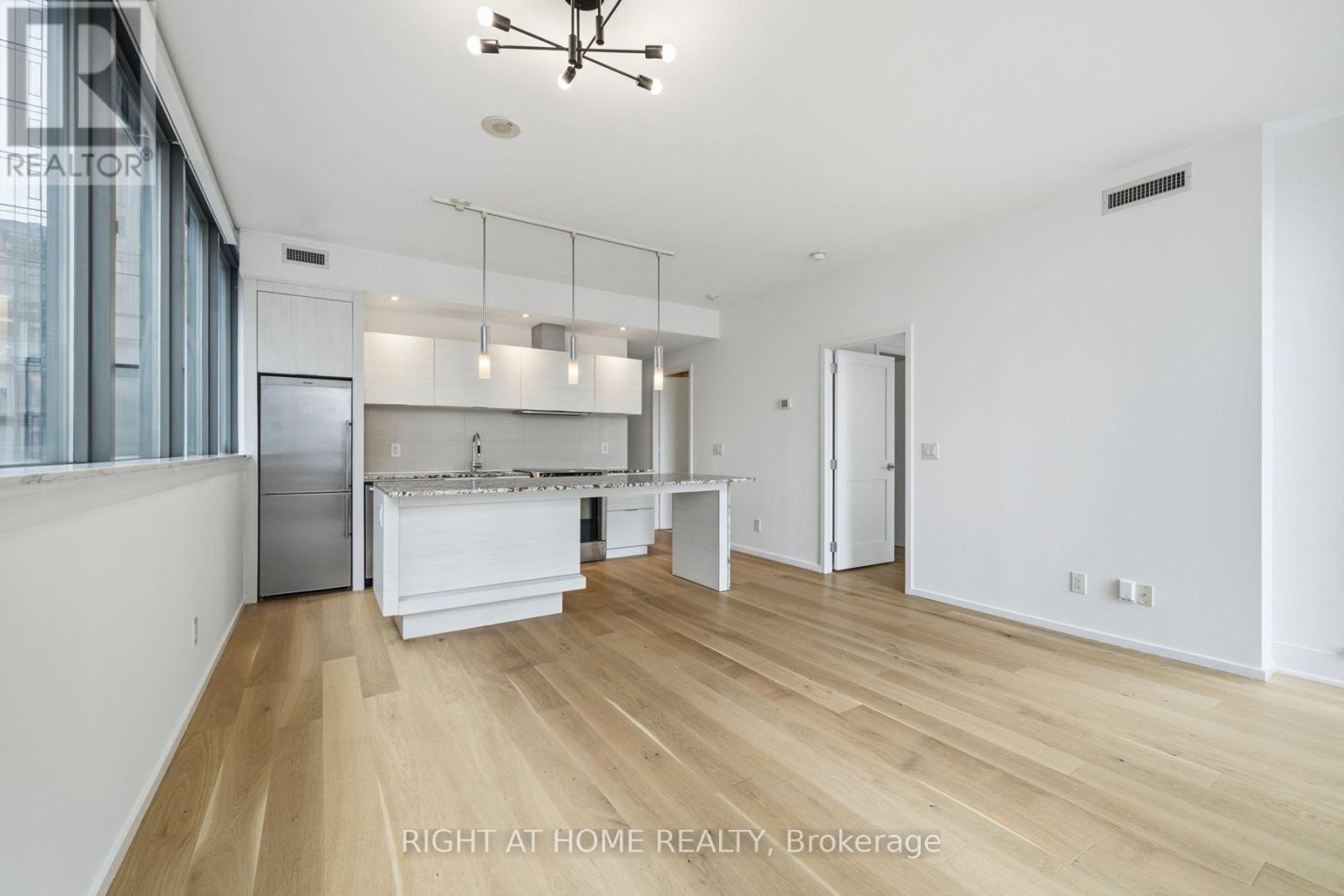 902 - 8 Charlotte Street, Toronto, Ontario  M5V 0K4 - Photo 14 - C14122712