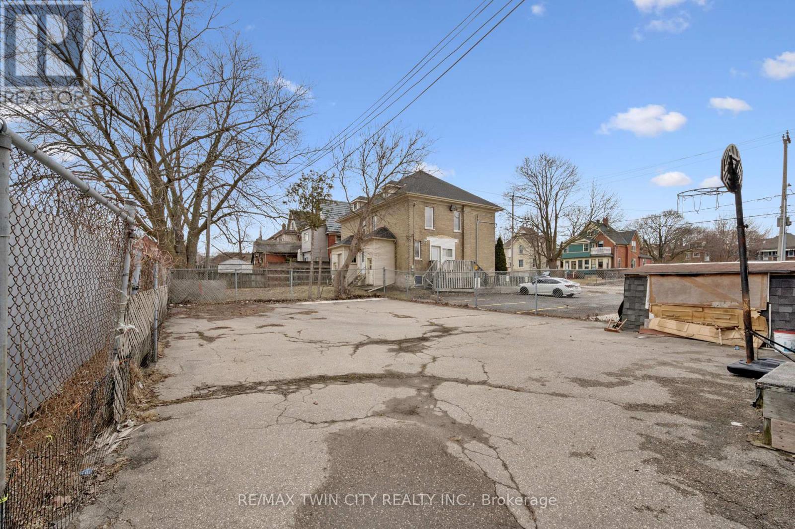 496 King Street E, Kitchener, Ontario  N2G 2L6 - Photo 21 - X14123276
