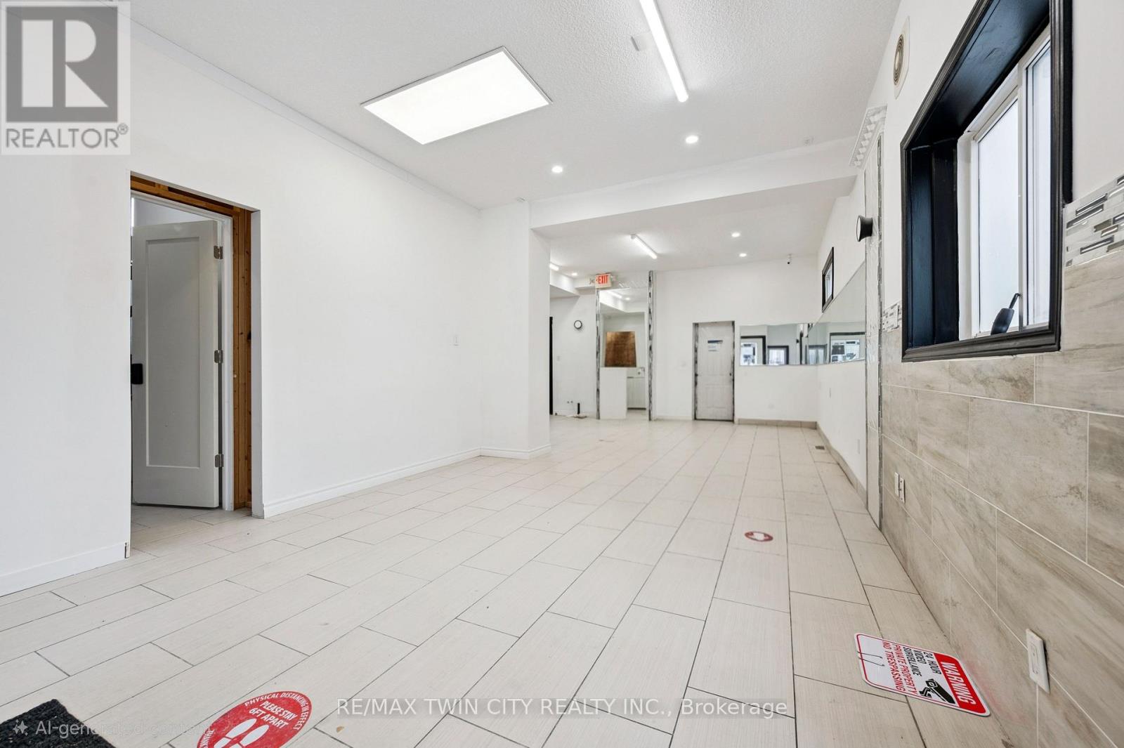 496 King Street E, Kitchener, Ontario  N2G 2L6 - Photo 5 - X14123276