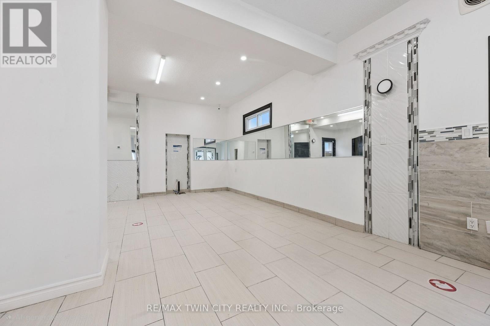 496 King Street E, Kitchener, Ontario  N2G 2L6 - Photo 6 - X14123276