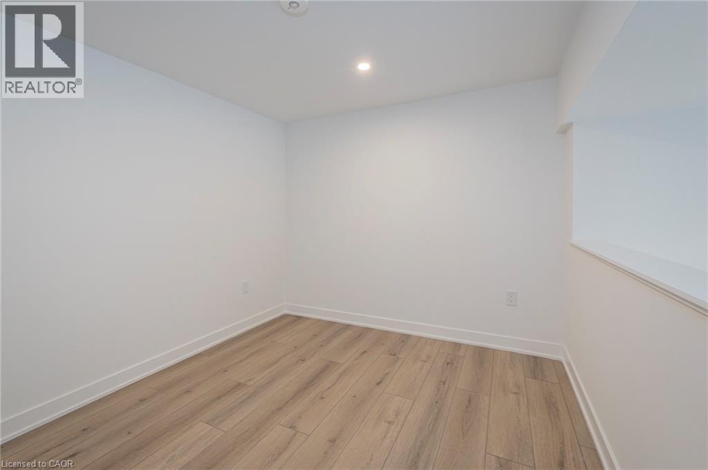 312 Erb Street W Unit# 104, Waterloo, Ontario  N2L 1W3 - Photo 18 - 40861877