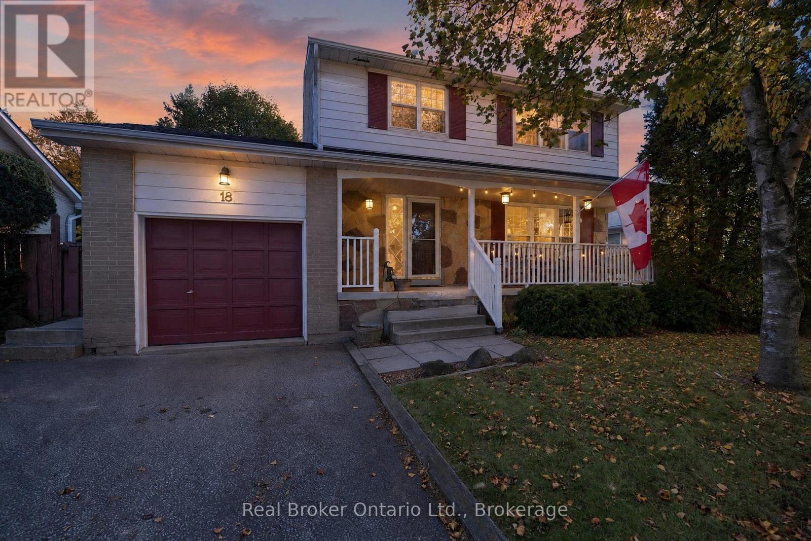 18 Kingsview Boulevard E, Brampton, Ontario  L6Y 1C3 - Photo 1 - W14123380