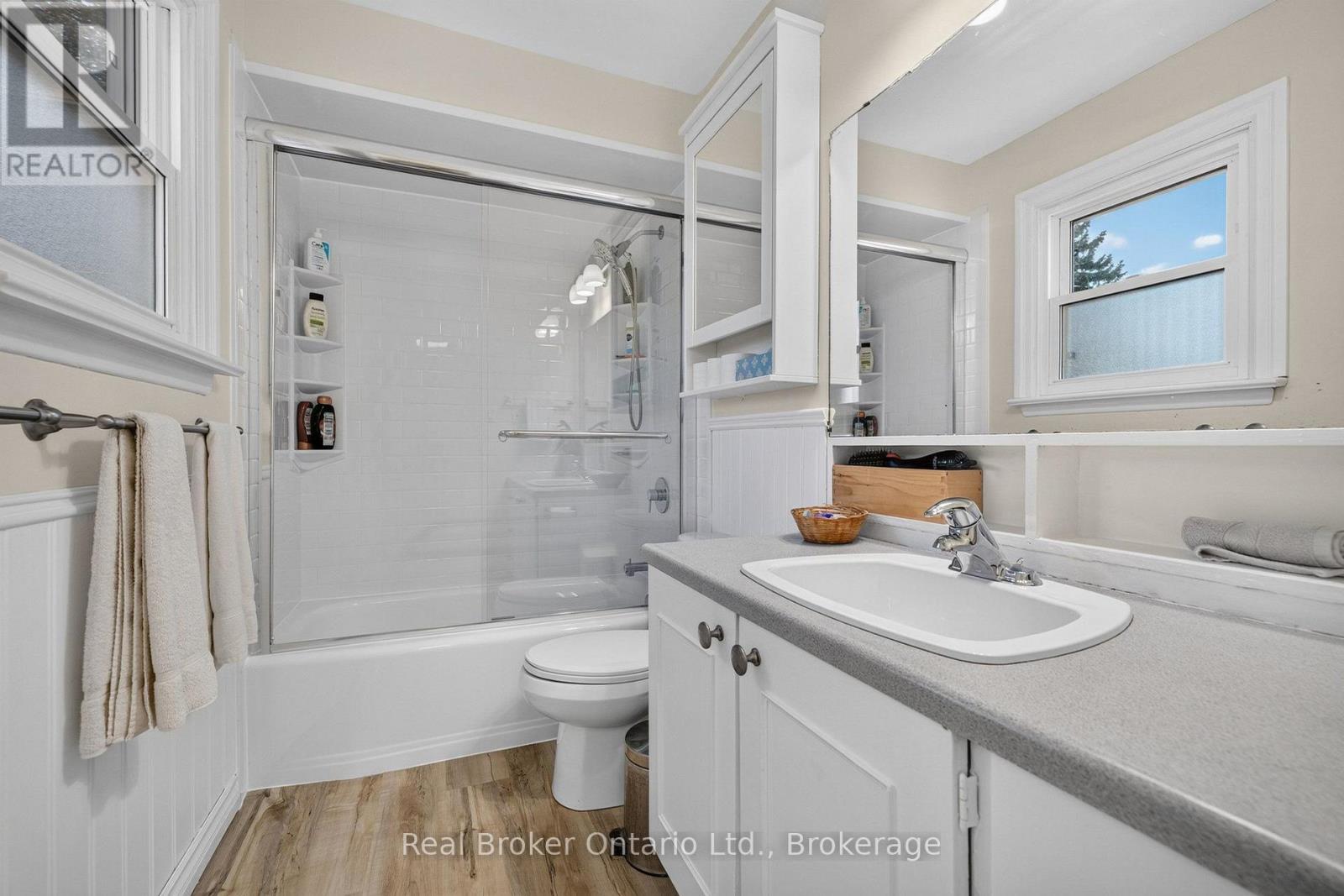 18 Kingsview Boulevard E, Brampton, Ontario  L6Y 1C3 - Photo 20 - W14123380