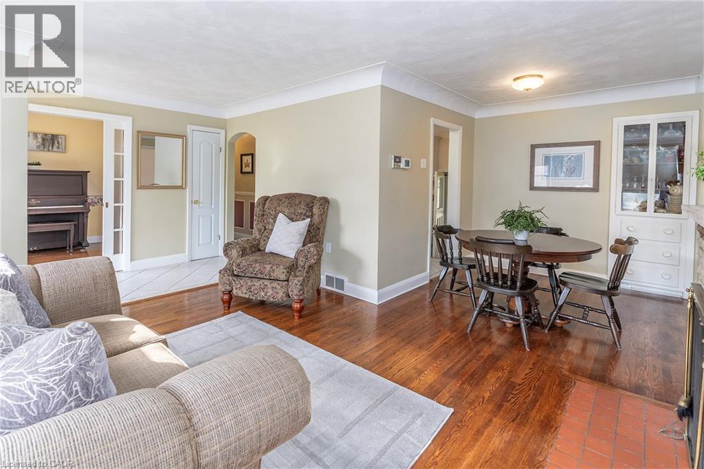 2455 Rebecca Street, Oakville, Ontario  L6L 2B1 - Photo 6 - 40874427