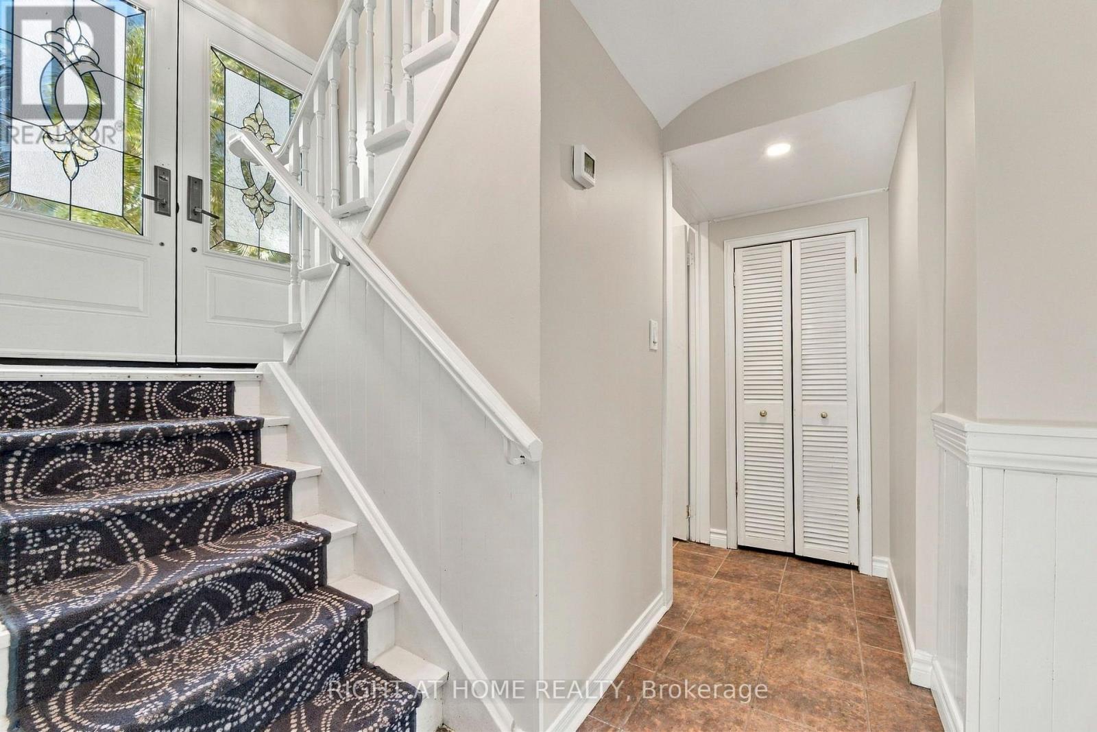 1517 Oxford Street, Oshawa (Lakeview), Ontario  L1J 3X2 - Photo 6 - E14123406