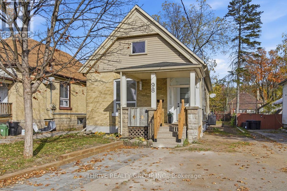 98 MAMELON STREET E, london east (east l), Ontario