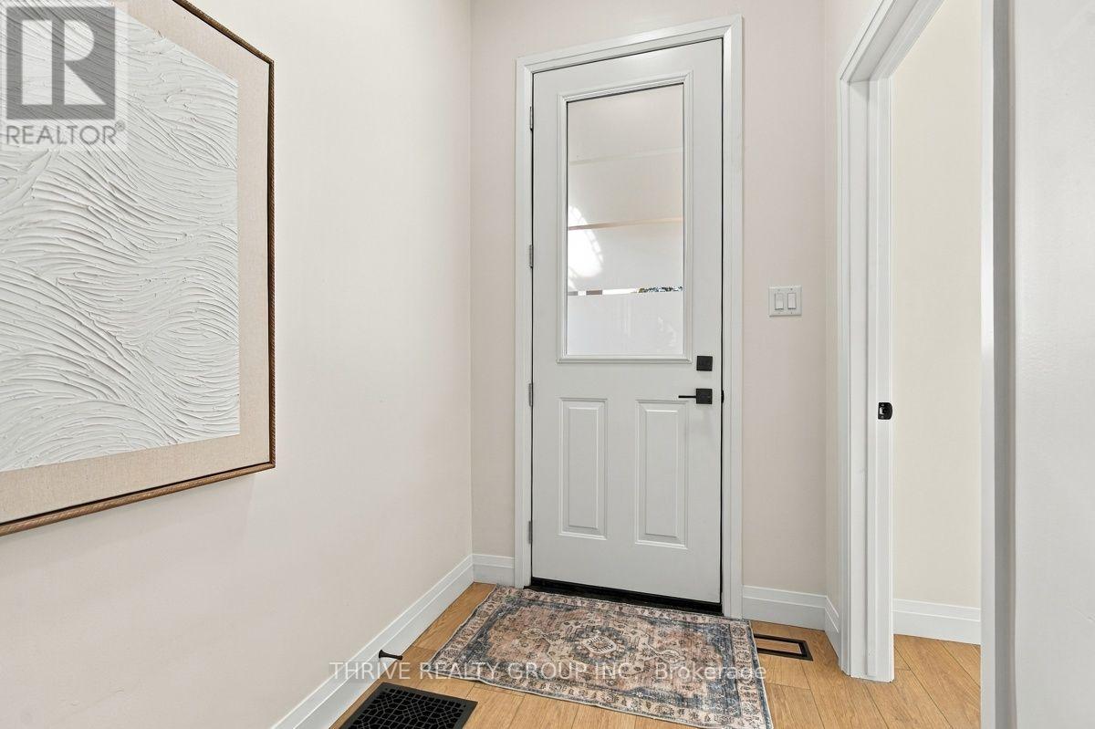 98 Mamelon Street E, London East (East L), Ontario  N5Z 1Y1 - Photo 8 - X14123344