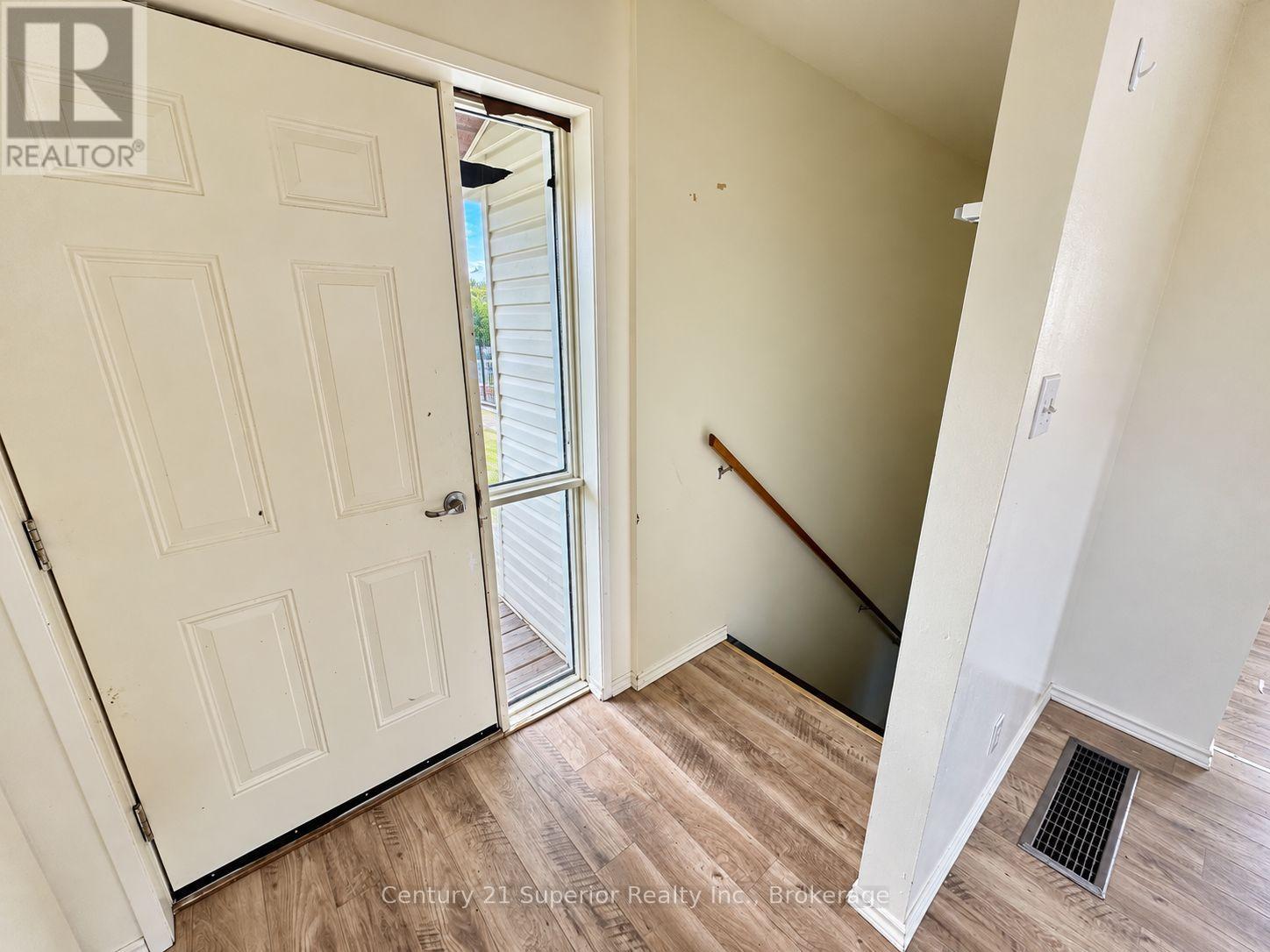 21 East Grove Crescent, Terrace Bay, Ontario  P0T 2W0 - Photo 2 - X14123364