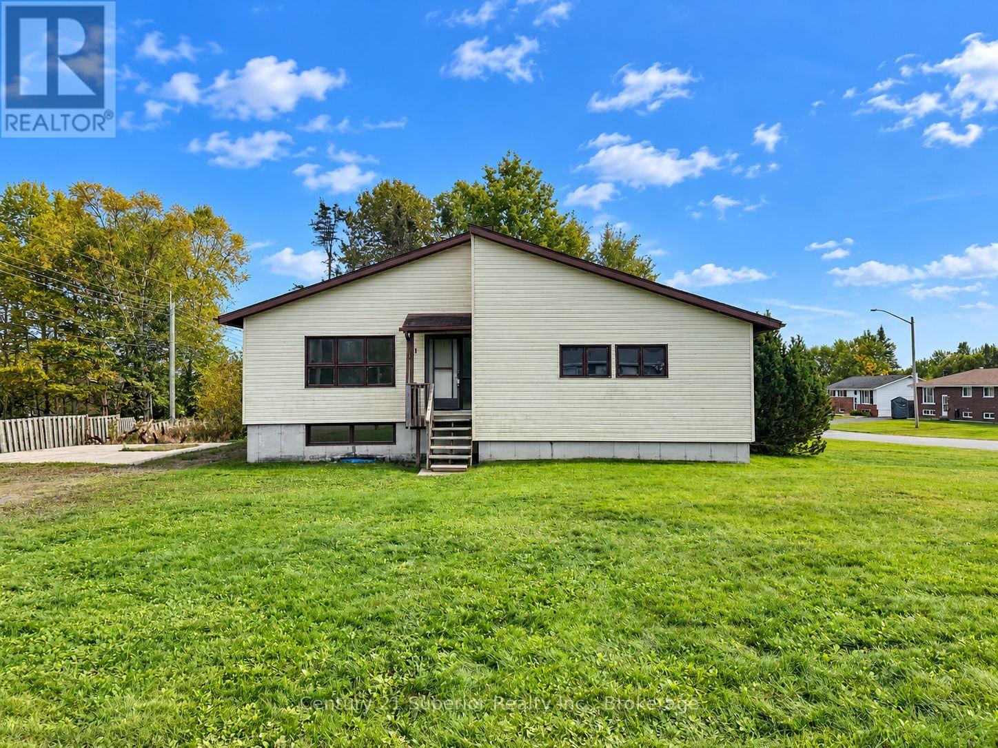 21 East Grove Crescent, Terrace Bay, Ontario  P0T 2W0 - Photo 31 - X14123364