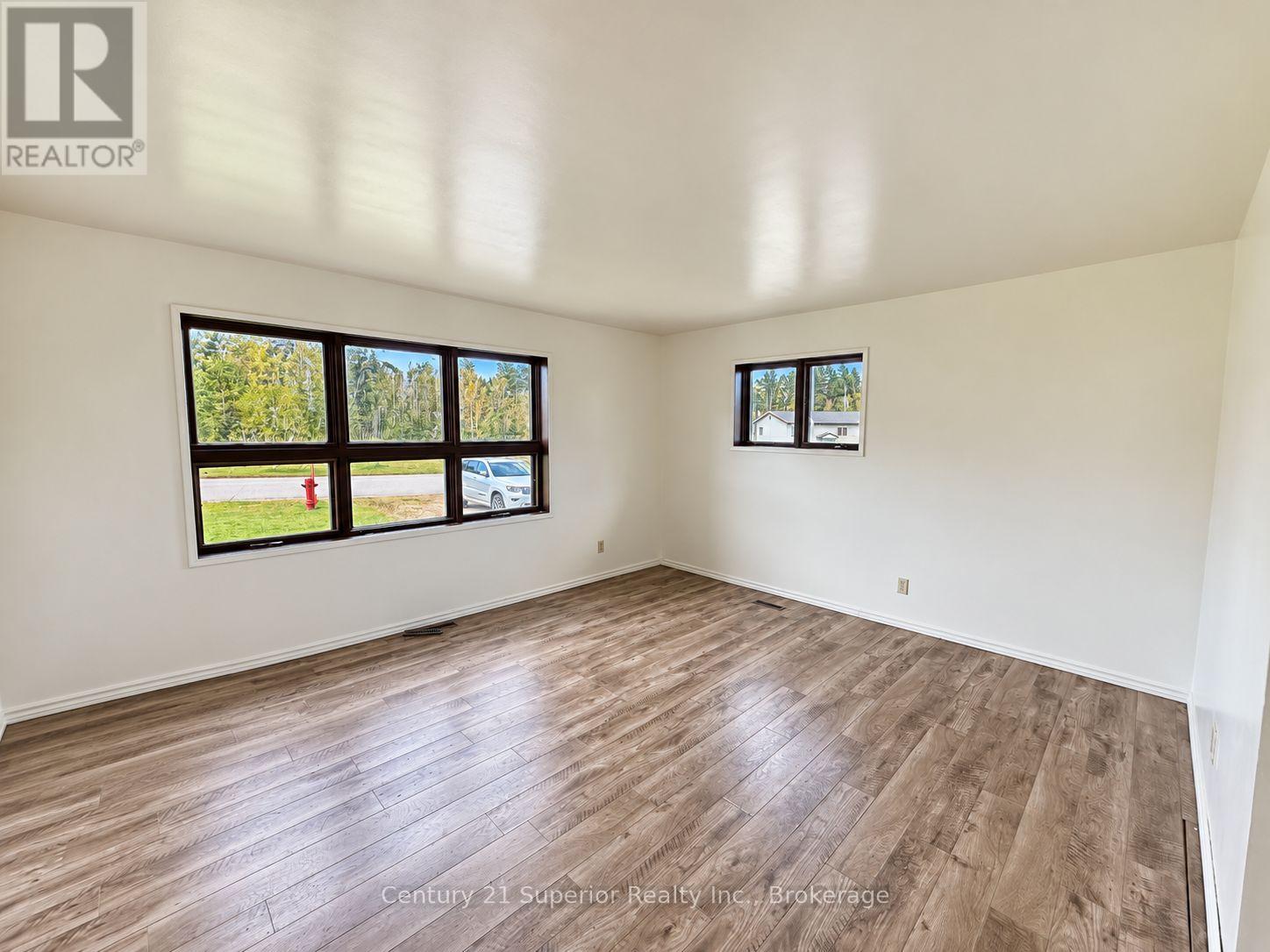 21 East Grove Crescent, Terrace Bay, Ontario  P0T 2W0 - Photo 4 - X14123364