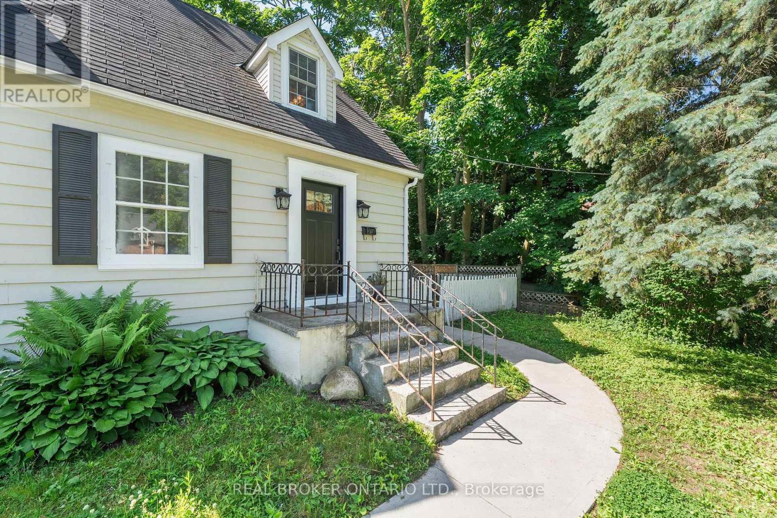 77 Wellington Street E, Barrie (Codrington), Ontario  L4M 2C3 - Photo 3 - S14123330