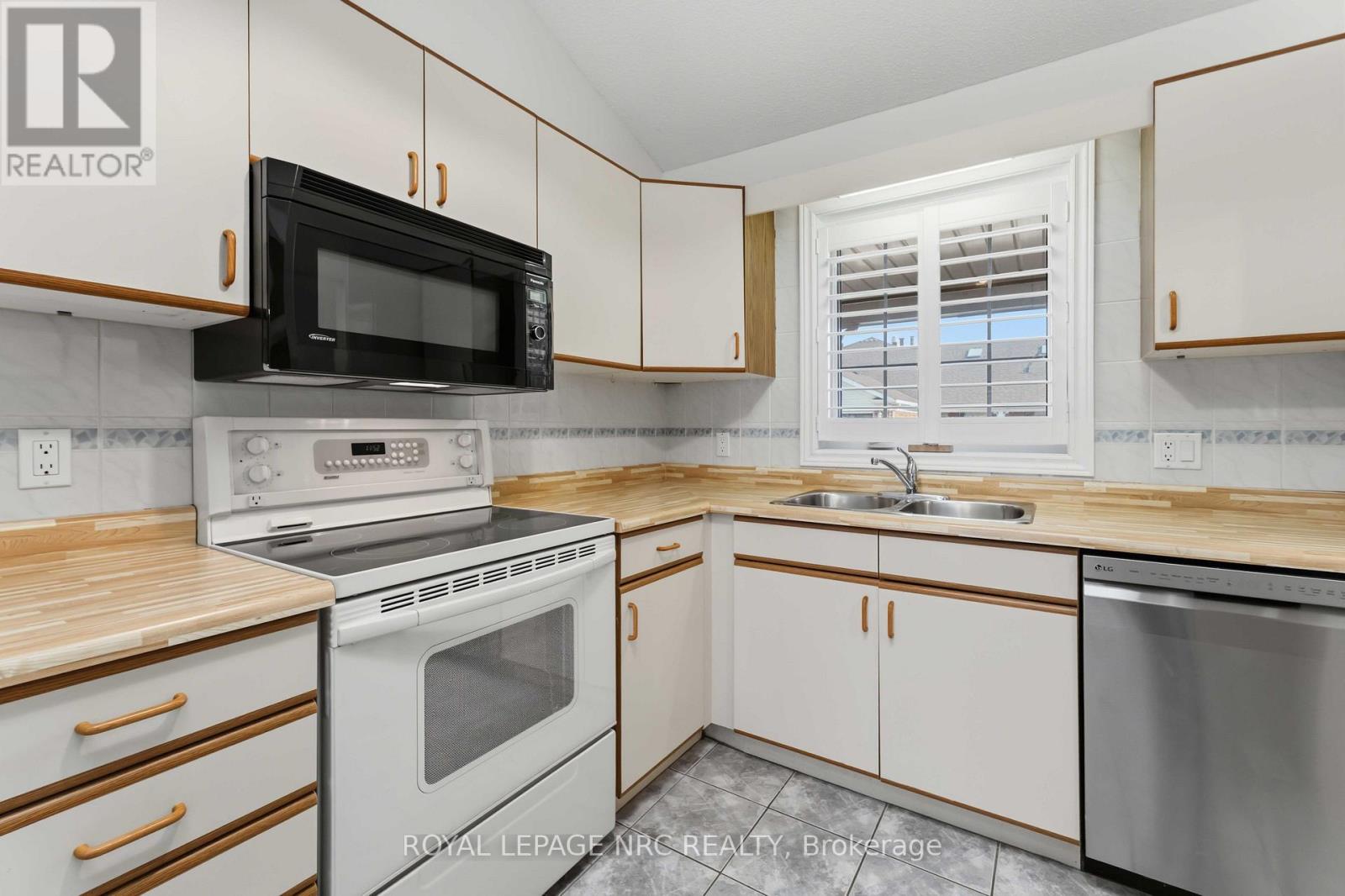 4112 Apple Blossom Lane, Lincoln, Ontario  L0R 2C0 - Photo 8 - X14123342