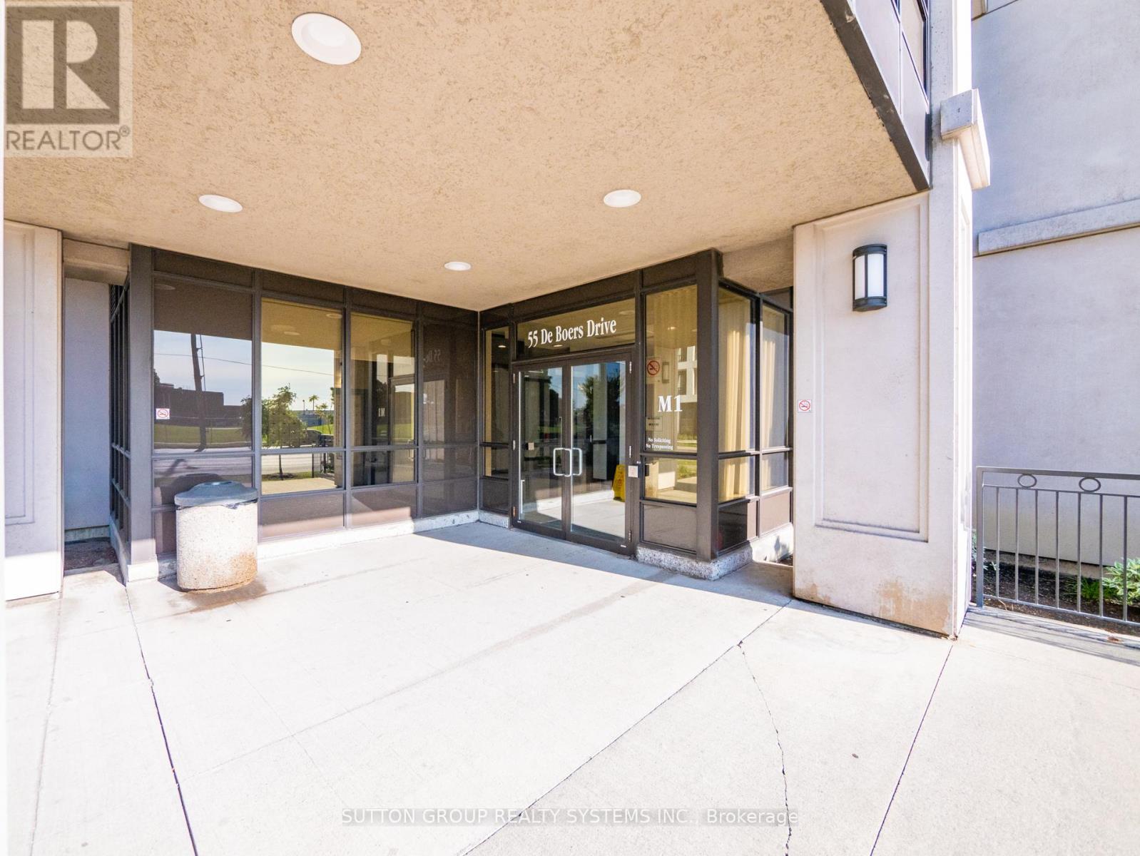 606 - 55 De Boers Drive, Toronto (York University Heights), Ontario  M3J 0G5 - Photo 4 - W14123308