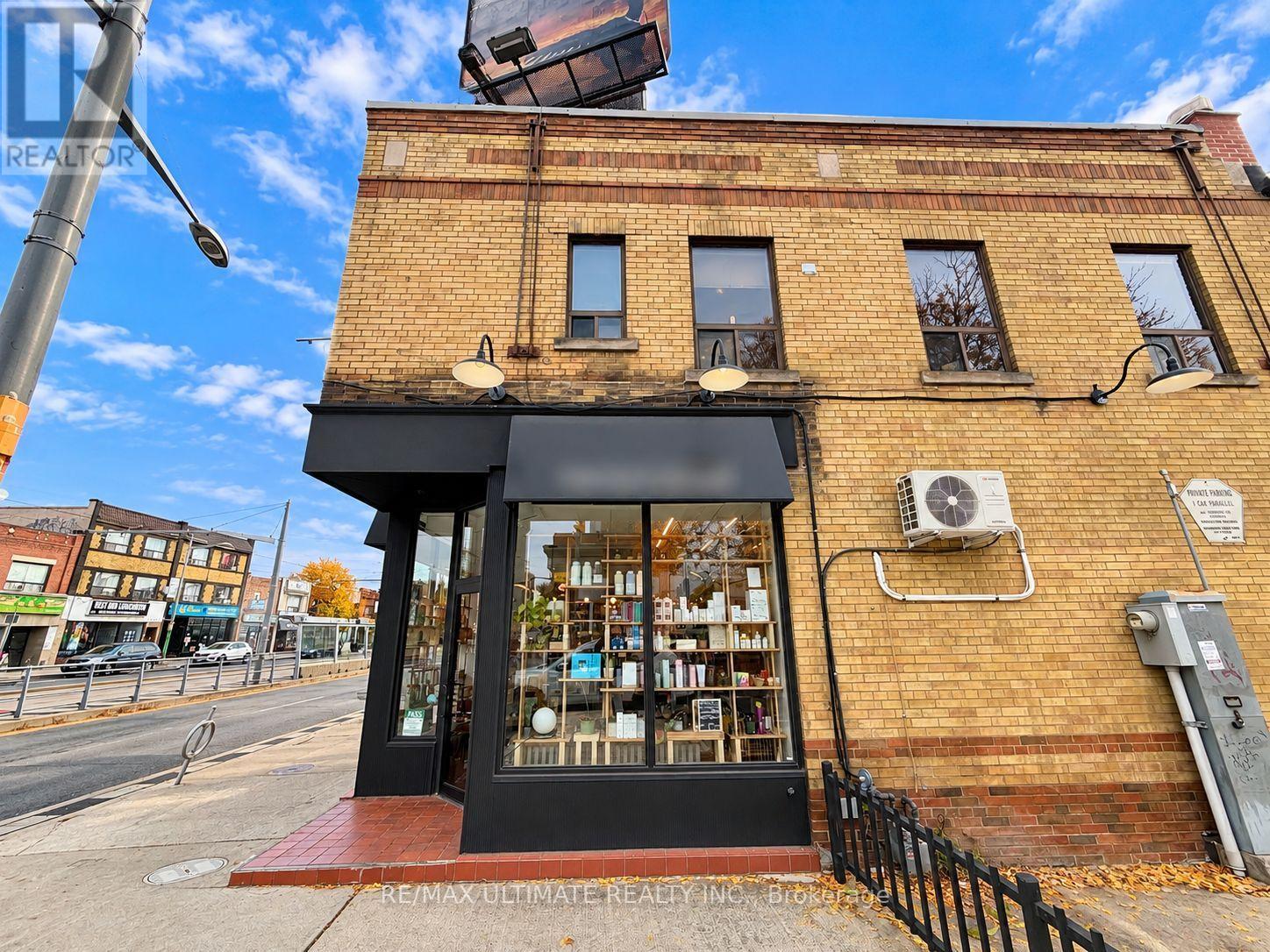 Main Floor - 1715 St Clair Avenue W, Toronto, Ontario  M6N 1J2 - Photo 16 - W14123312