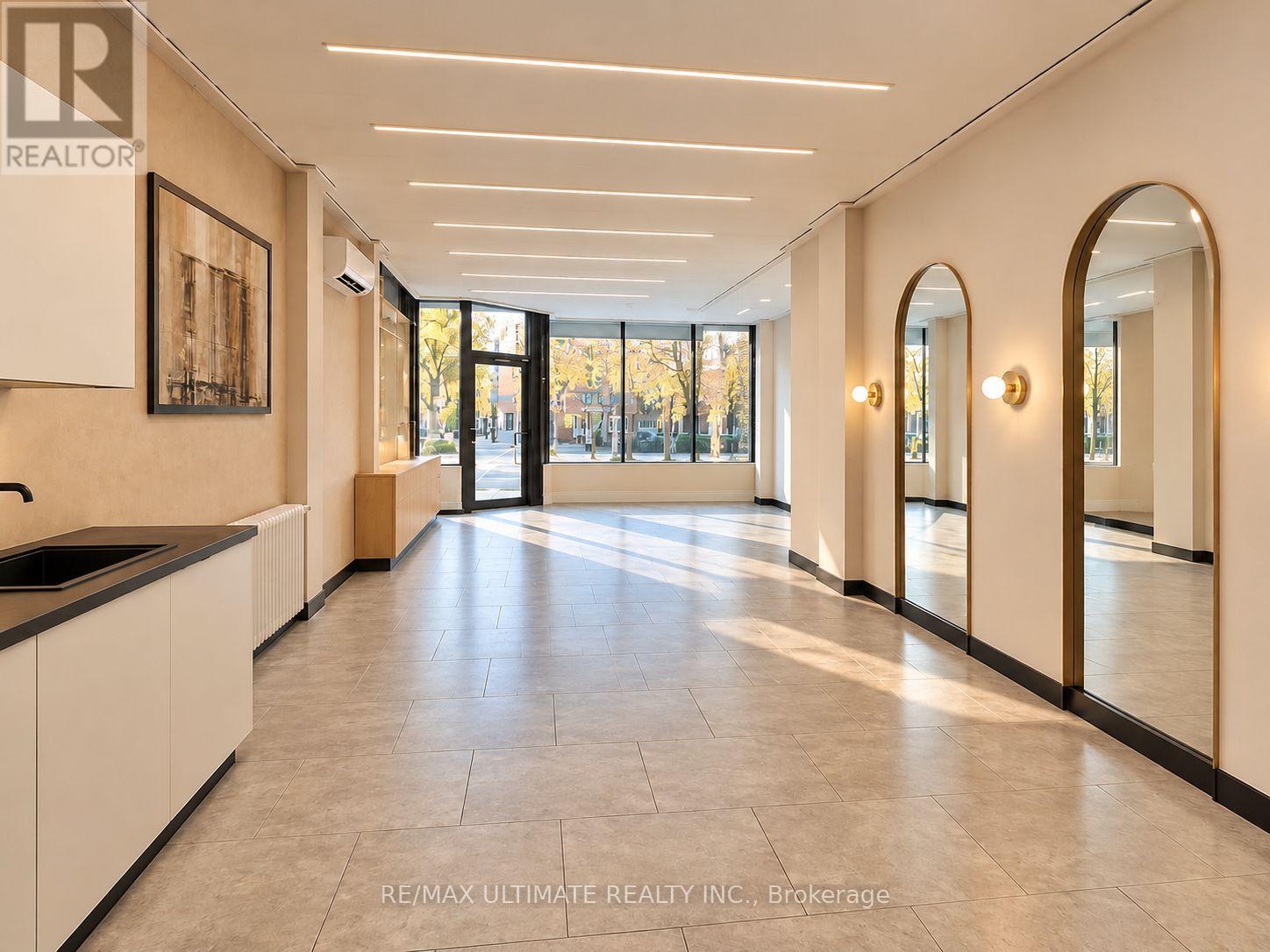 Main Floor - 1715 St Clair Avenue W, Toronto, Ontario  M6N 1J2 - Photo 2 - W14123312