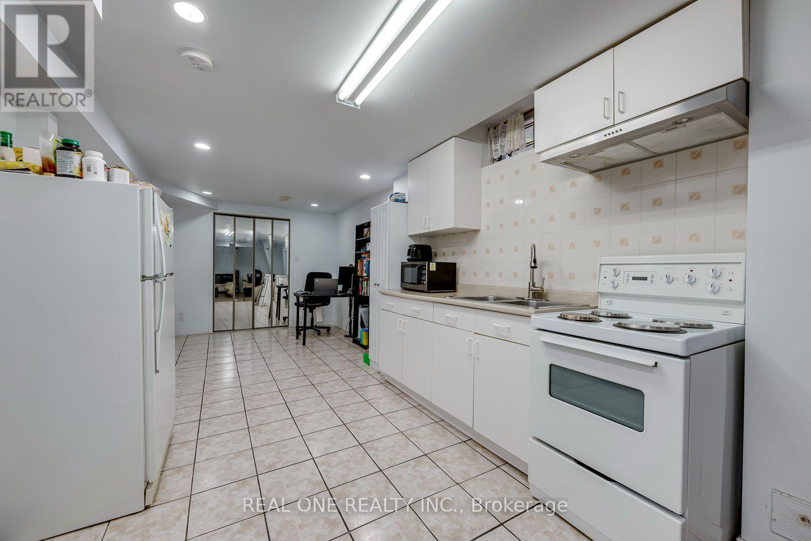 1515 Rosebank Court, Mississauga (East Credit), Ontario  L5M 5M7 - Photo 37 - W14123348