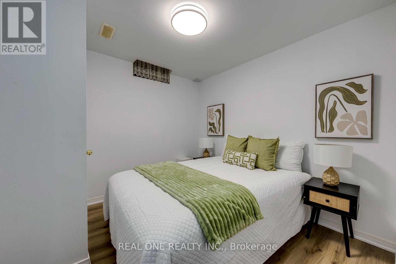 1515 Rosebank Court, Mississauga (East Credit), Ontario  L5M 5M7 - Photo 40 - W14123348