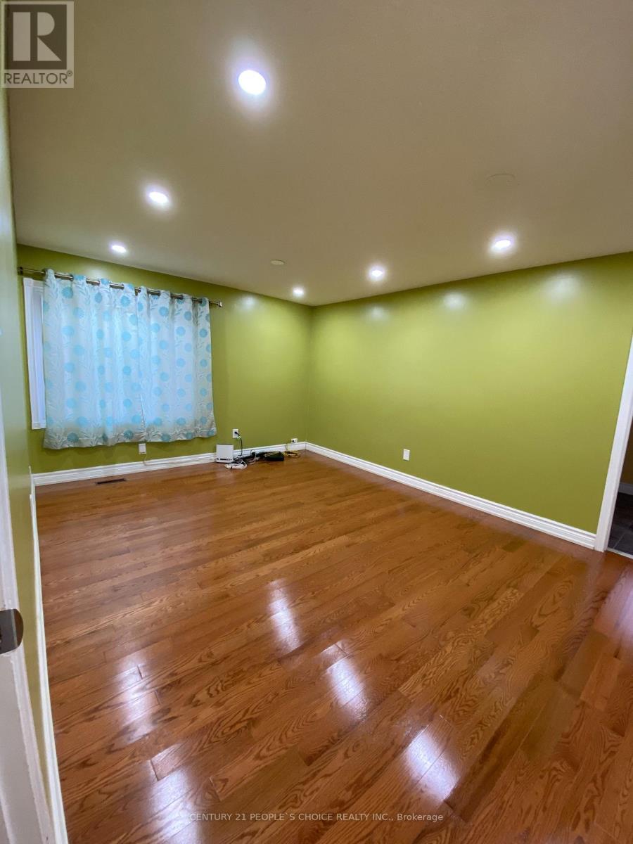 Unit1 - 128 Greenwich Square, Toronto, Ontario  M1J 3L3 - Photo 16 - E14123196