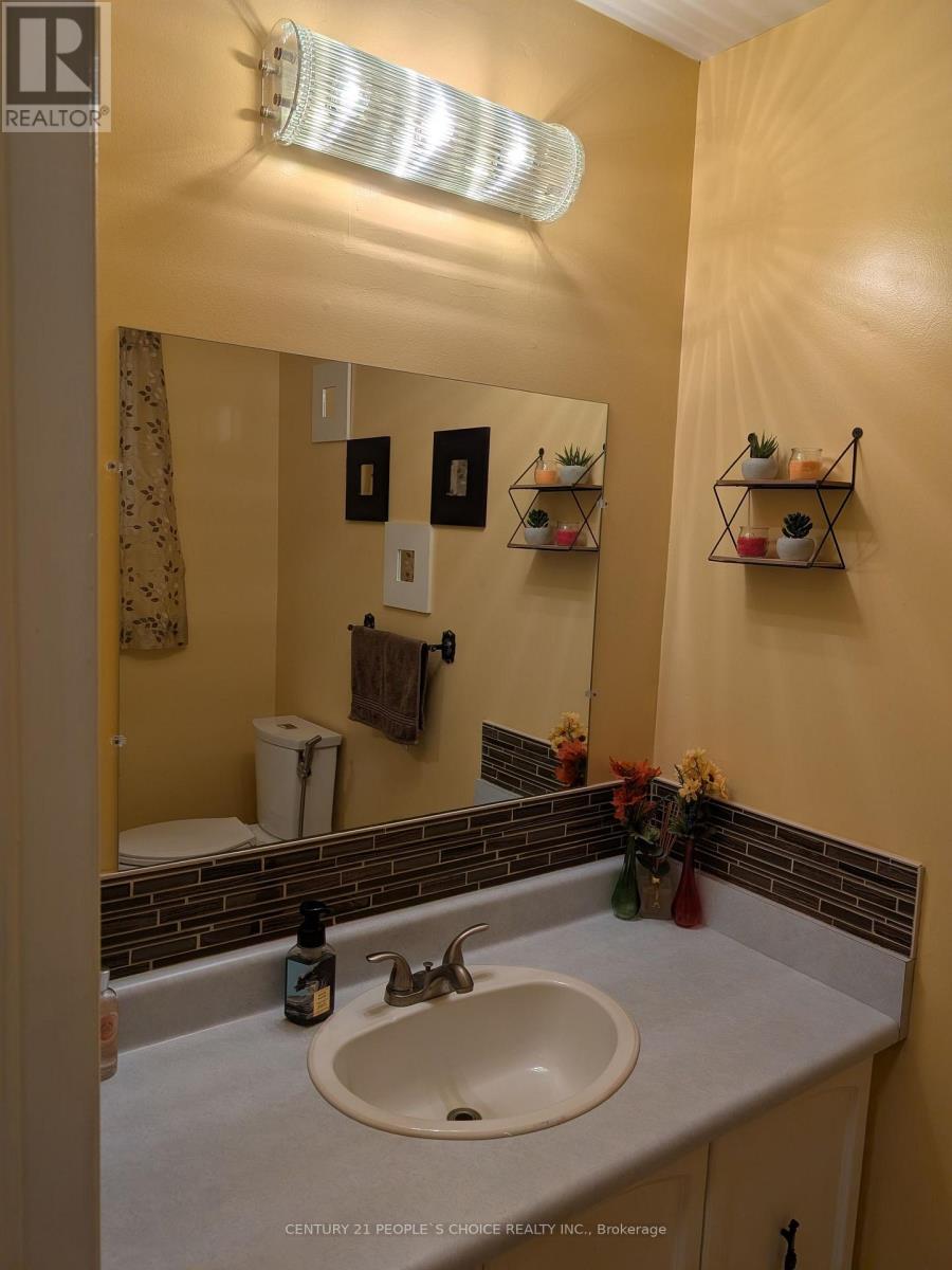 Unit1 - 128 Greenwich Square, Toronto, Ontario  M1J 3L3 - Photo 34 - E14123196