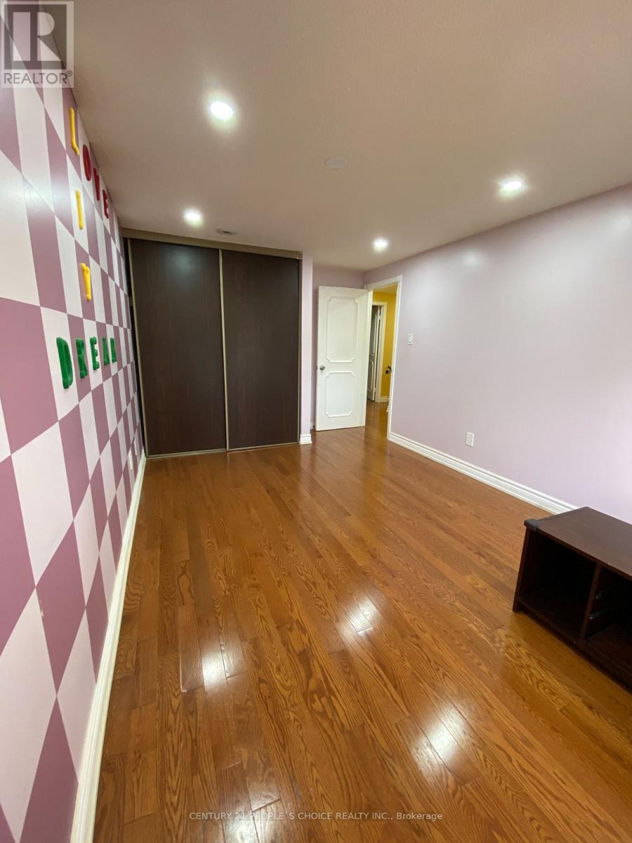 Unit1 - 128 Greenwich Square, Toronto, Ontario  M1J 3L3 - Photo 24 - E14123196