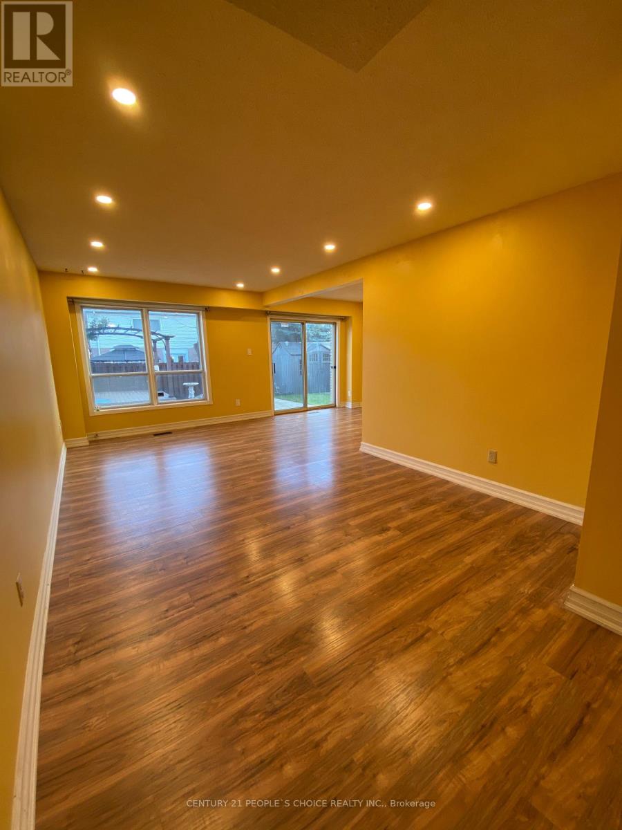 Unit1 - 128 Greenwich Square, Toronto, Ontario  M1J 3L3 - Photo 6 - E14123196