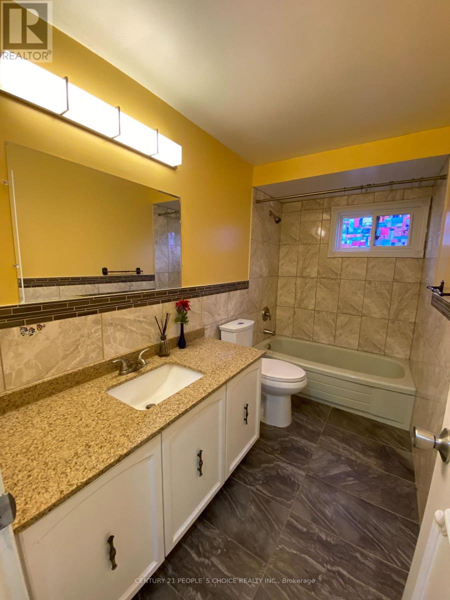 Unit1 - 128 Greenwich Square, Toronto, Ontario  M1J 3L3 - Photo 21 - E14123196