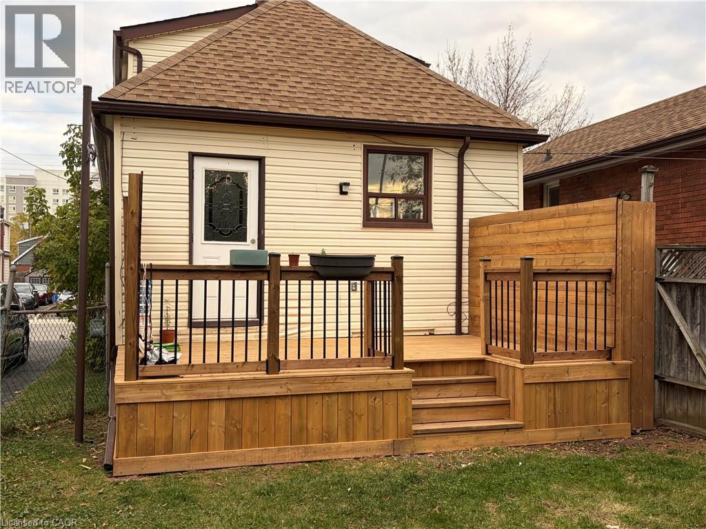 46 Delena Avenue S Unit# 1, Hamilton, Ontario  L8H 1B6 - Photo 15 - 40874485